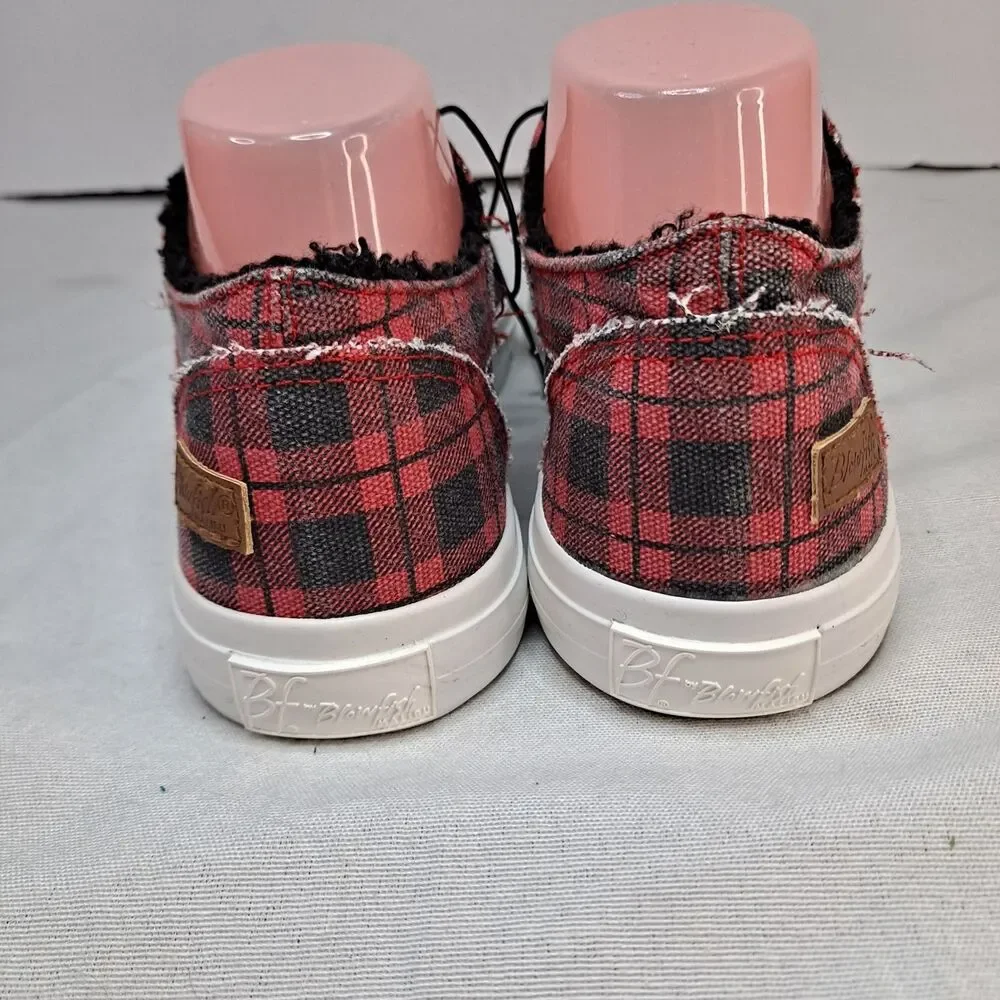 Blowfish Malibu Sneakers Womens Size 9 Slip-on Red/Black Buffalo Check Canvas